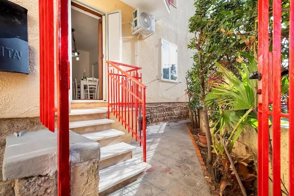Casa Vacanze 100 Metri Dal Mare Alghero Lägenhet